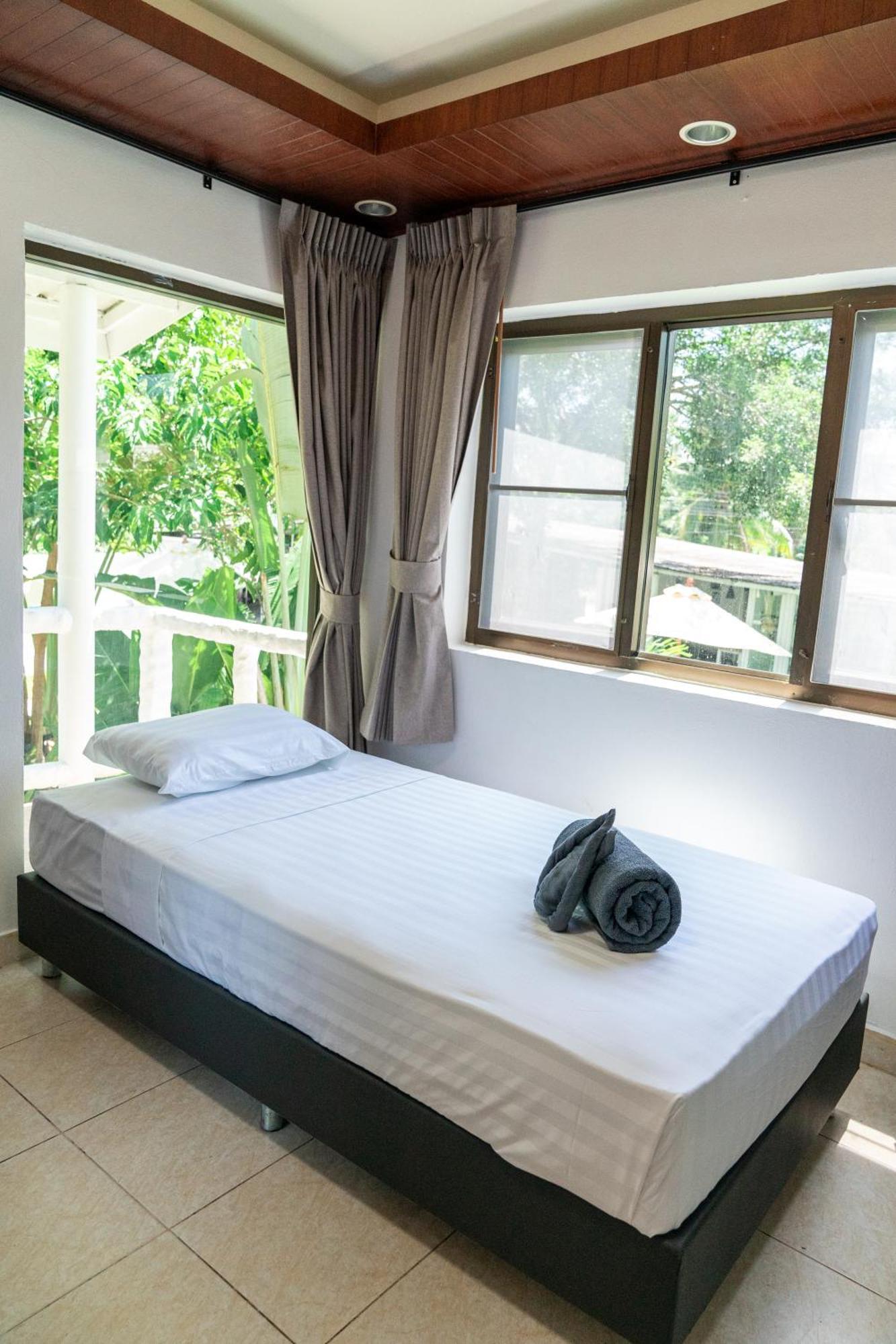 Koh Samui Resort & Restaurant Taling Ngam Beach 部屋 写真